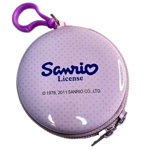 Hello Kitty Tin Key Chain Backpack Tag Zipper Purse Pouch - Picture 3 of 9